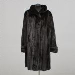 1372 5327 FUR COAT